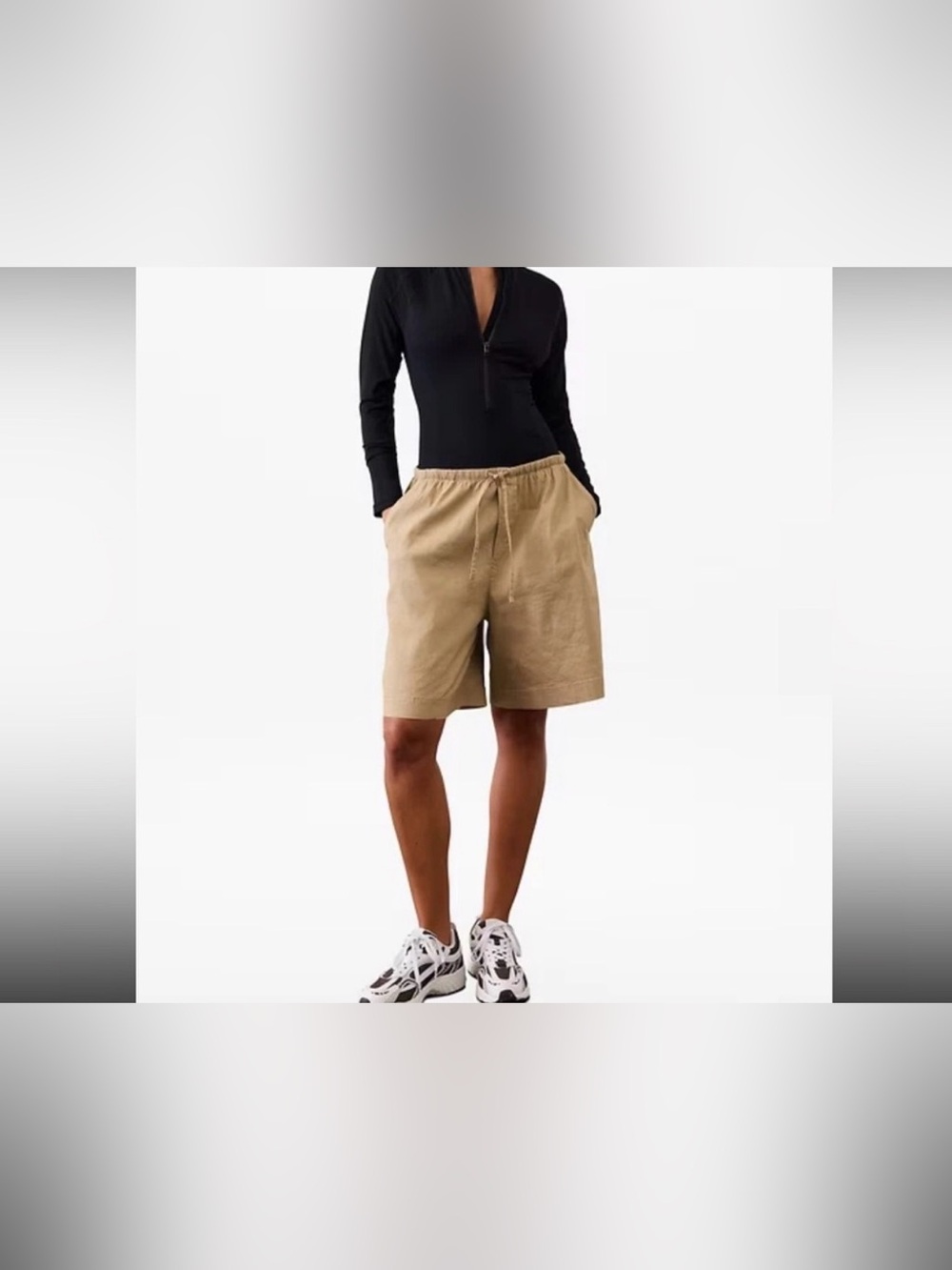 Athleta Woman’s  Paradise Mid Rise 8" Bermuda Short SizeXS Flax Linen Blend